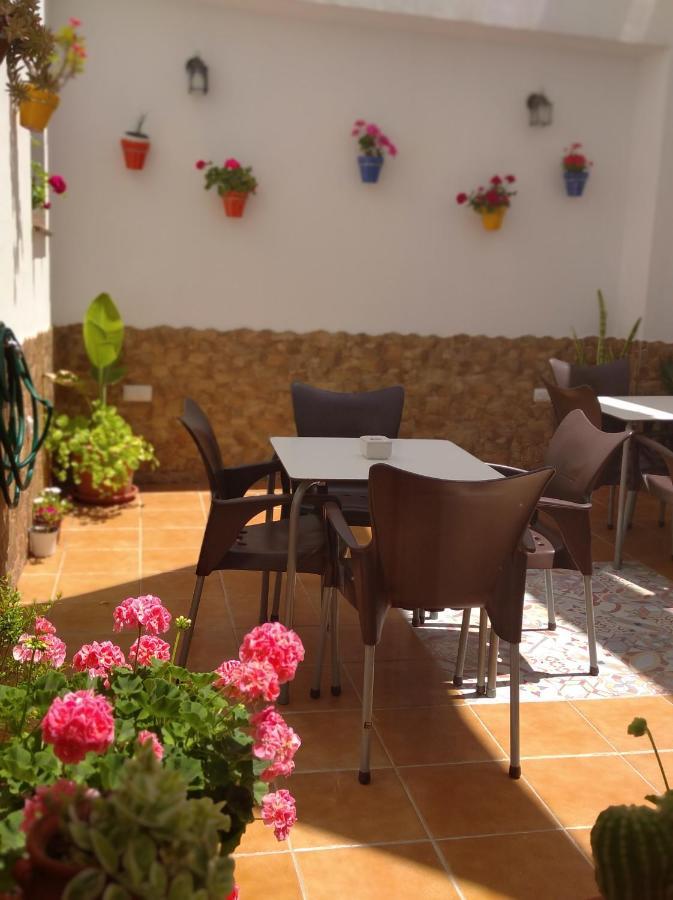 Hostal Delia Alora Extérieur photo