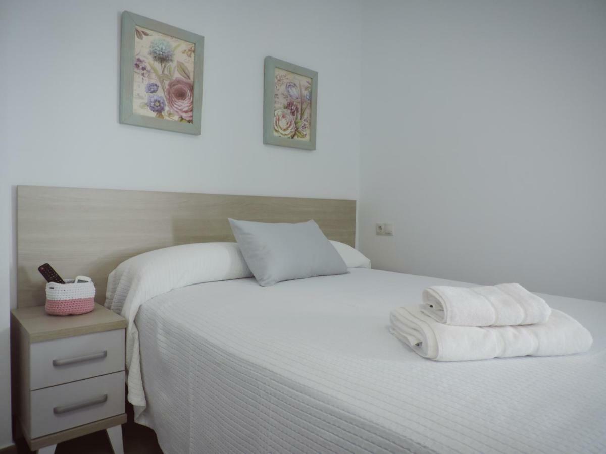 Hostal Delia Alora Extérieur photo