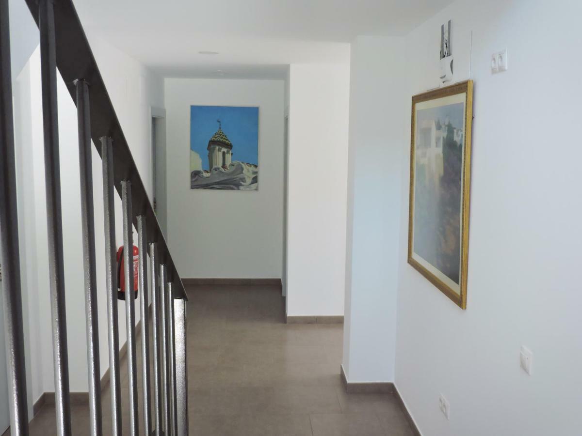 Hostal Delia Alora Extérieur photo